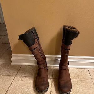 Overland boots